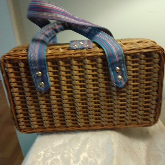 Vintage Wicker Purse Denium Straps Size 7X11 in. Long - Picture 3 of 4